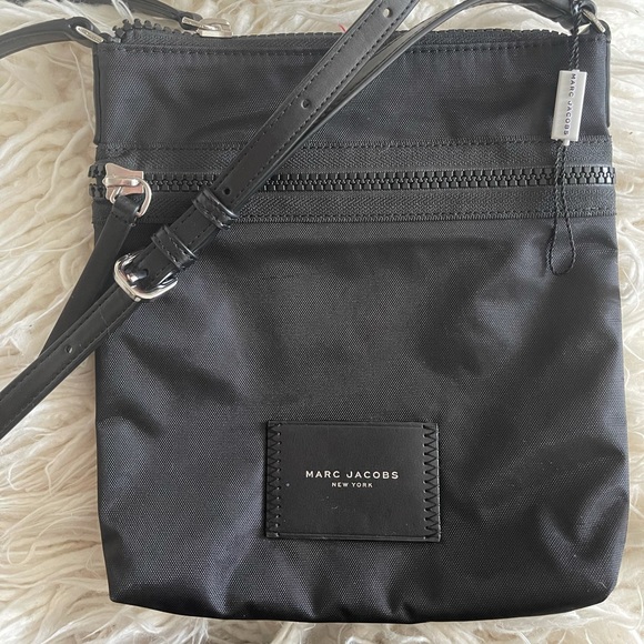 Marc Jacobs Black Nylon cross body bag - Picture 1 of 2